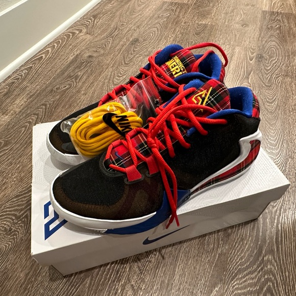 Nike Zoom Freak 1 x Coming To America Employee of the Month 2020 - Picture 4 of 8